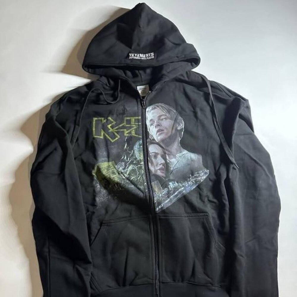 Vetements titanic